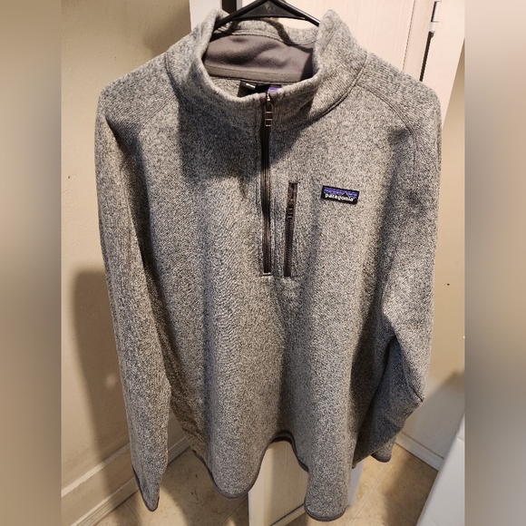 Pullover - Picture 1 of 2